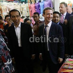 Mark Zuckerberg Datang, Data Center Facebook Apa Kabar?