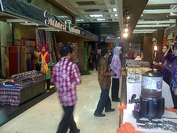 Mau Berburu Produk Kerajinan Unik Indonesia Timur, Yuk ke Kemenperin!