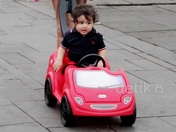 So Cute! Si Chubby Quenzino, Putra Carissa Putri