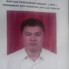 Polisi Sebar Foto DPO Sopir Bus Harapan Jaya