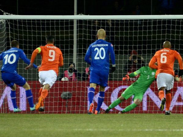 Belanda Dikalahkan Islandia
