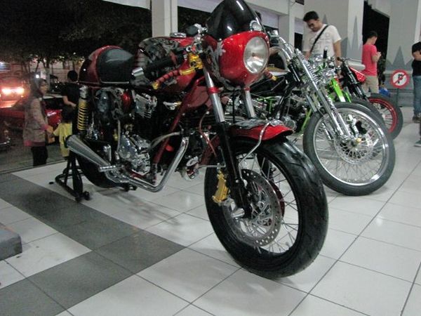 Motor Cafe Racer untuk Jokowi
