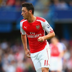 Arsenal Terpukul dengan Cedera Oezil