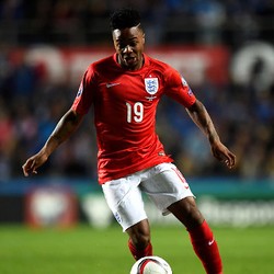 Sterling Dikritik Lantaran Minta Tak Dijadikan Starter, Fowler Membela