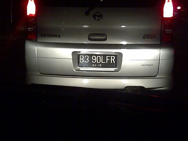 Pelat Mobil Unik Pegolf