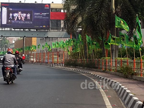 Muktamar, Atribut PPP Hijaukan Surabaya