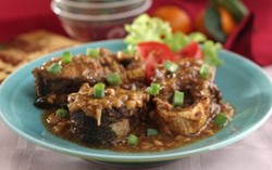 Makan Siang Sedap dengan Sarden Ikan Salem dan Pepes Ikan Mas