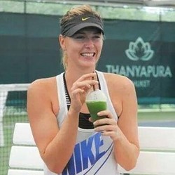 Sharapova Singgah di Phuket Sebelum ke Singapura