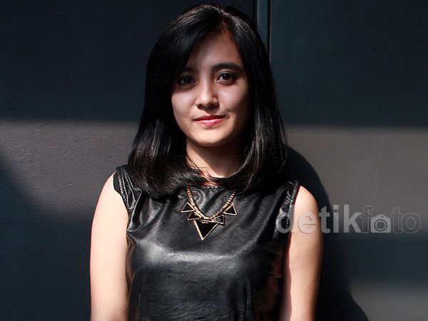 Ini Vira Razak, Vokalis Baru Killing Me Inside yang Cantik