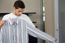 Pakai Baju Baru Tanpa Dicuci Bisa Picu Panu, Benarkah?