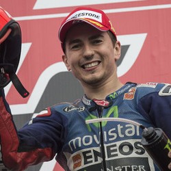 Lorenzo Bidik Tiga Kemenangan Beruntun