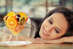 Kulit Wajah Mulus dan Bebas Kerut dengan Konsumsi Bayam dan Ubi (1)