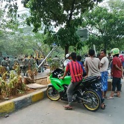 Pedagang Monas yang Berkaki Dua Akan Dicabut Haknya