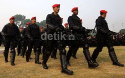 Petugas Berpakaian Preman Ikut Amankan Pelantikan Jokowi-JK