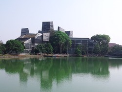 Foto Pre-wedding Murah Meriah, 4 Kampus Cantik di Indonesia!