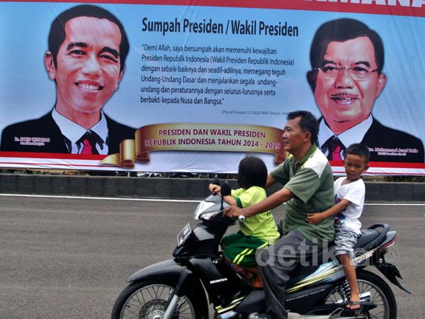 Spanduk Persiapan Pelantikan Jokowi-JK