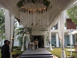 Jelang Siraman, Tamu Undangan Mulai Padati Kediaman Raffi Ahmad