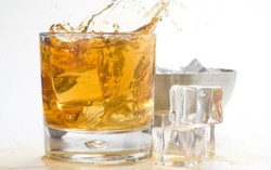 Tambah Es Batu untuk Cocktail Harus Bayar Satu Dollar di Resto Ini