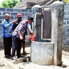 Warga Lumajang Dihebohkan Air Sumur Warga yang Tiba-tiba Mendidih