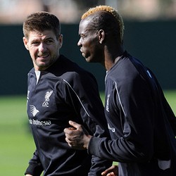 Balotelli Sebut Kualitas Gerrard Setara Pirlo
