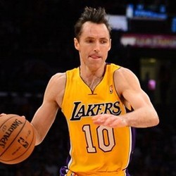 Cedera Lagi Saat Bawa Tas, Karier Steve Nash Diperkirakan Segera Berakhir
