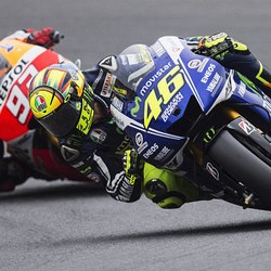 Rossi Khawatir dengan Kecepatan Lorenzo
