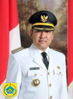 Bupati Pakpak Bharat Gratiskan Biaya Pendidikan Siswa yang Masuk PTN