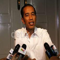 Bila Jokowi Mau Naikkan Harga BBM, Ini Saran Chatib Basri