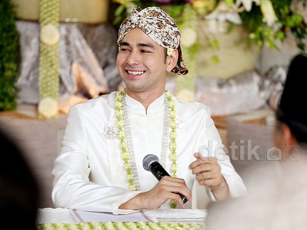 Resmi Nikahi Nagita, Raffi Ahmad Tebar Senyuman