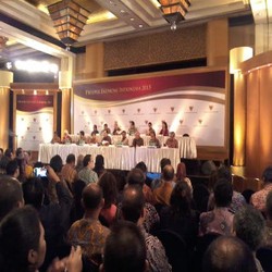 KEN Perkirakan Dolar Tahun Depan Masih di Atas Rp 12.000