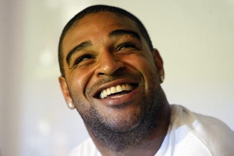 Adriano Sang Emperor yang Bakal Main di Divisi Dua Liga Prancis
