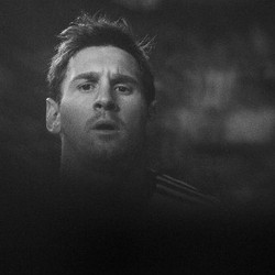 Sukses dalam Karier Tak Pernah Bikin Messi Besar Kepala