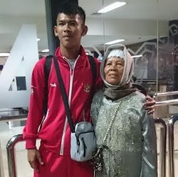 Haru Biru Dilepas Keluarga Sebelum ke Chile