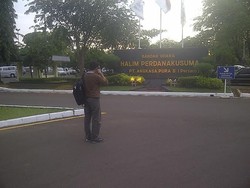 Dicaplok Swasta, Bandara Halim Bisa Bernasib Seperti Kemayoran