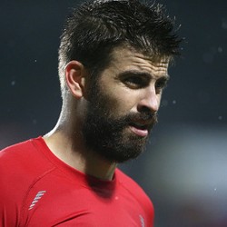 Gerard Pique Bermasalah dengan Polisi, Ini Komentar Enrique
