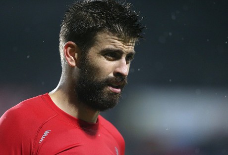 Gerard Pique Bermasalah dengan Polisi, Ini Komentar Enrique