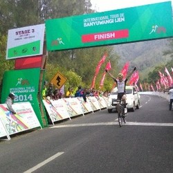 Pebalap Prancis Menangi Etape Ketiga