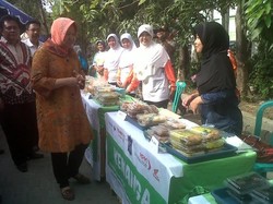 Diundang Hadiri Pelantikan Jokowi, Risma Berharap Indonesia Lebih Maju