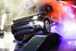 Siap-siap, Land Rover Discovery Sport Dipasarkan ke 170 Negara