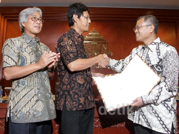 Semen Indonesia Dirikan UISI