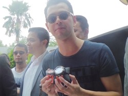 Hadiah Jam Tangan Mewah Raffi dan Nagita Bernilai Rp 580 Juta