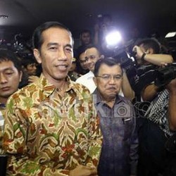 PR Jokowi di Bidang Transportasi: Jalur Kereta dari Sumatera Sampai Papua