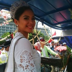 Aiih! Cantiknya Putri Indonesia Ikut Iringi Andong Jokowi ke Istana