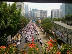 Pejalan Kaki Kuasai Sudirman, Bergerak Menuju Bundaran HI