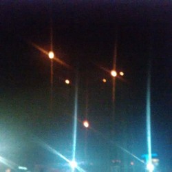 Ratusan Lampion Mulai Dilepaskan di Monas