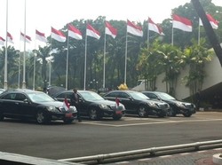 Jokowi Sah Naik Mercy Berpelat Indonesia-1