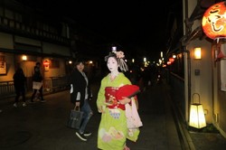 Aiiih, Berjumpa Para Geisha di Kyoto