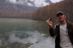 Danau Ajaib di Alaska, Punya Suara Burung Bersiul