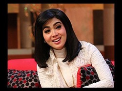 Syahrini: Jokowi-JK itu Sesuatu