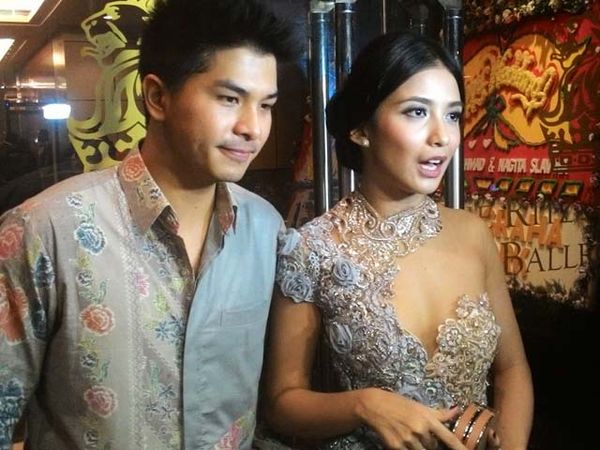 Kebaya Menerawang Seksi Chelsea Olivia